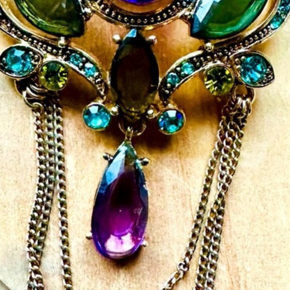 Vintage 60’s Monet Stunning Multicolor Gemstone Brooch - Picture 9 of 10